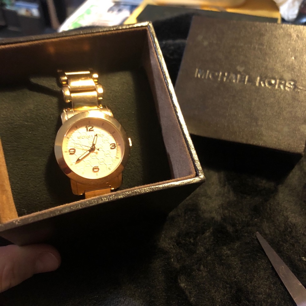 Michael Kors women’s watch rose gold - Picture 4 of 6